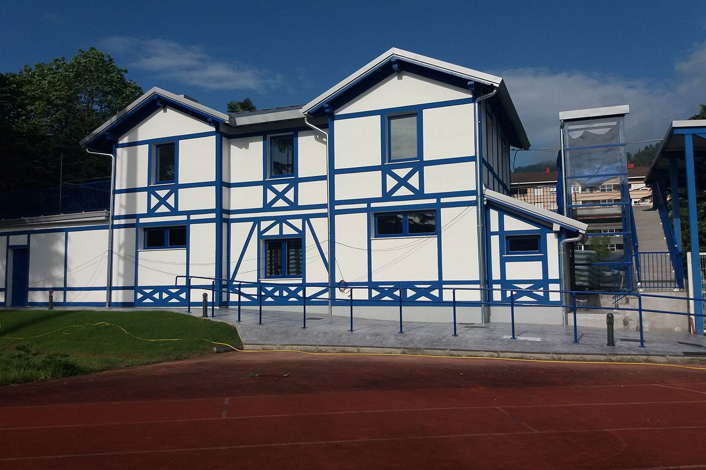 Tolosa futbol club rehabilitación fachada