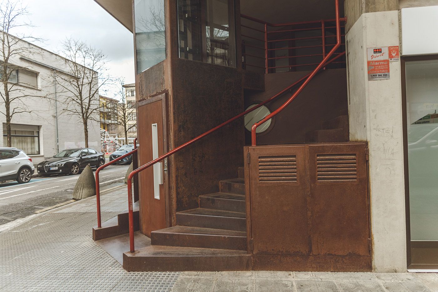 Ascensor accesibilidad escaleras Tolosa
