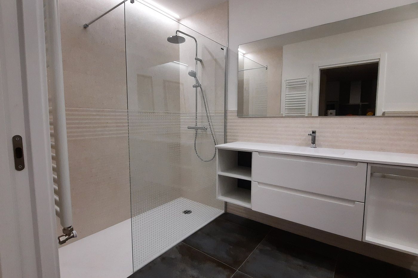 Reforma interior pisos baños